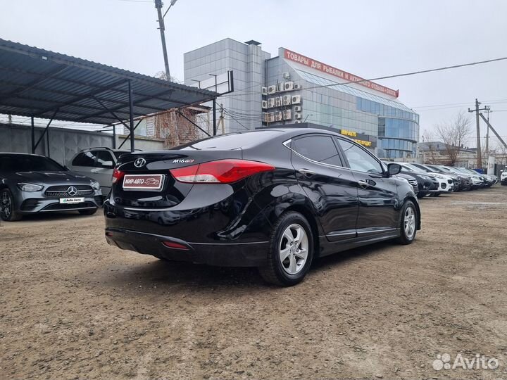 Hyundai Avante 1.6 AT, 2012, 142 135 км