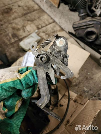 Замок капота peugeot citroen