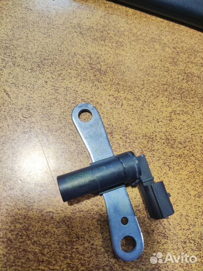 Датчик положения коленвала Renault Logan, largus