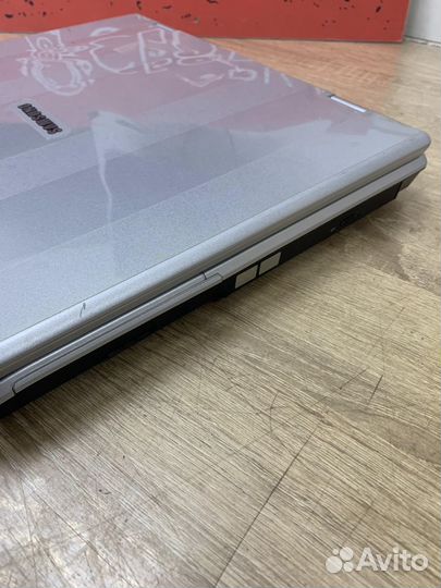 Ноутбук Samsung P28