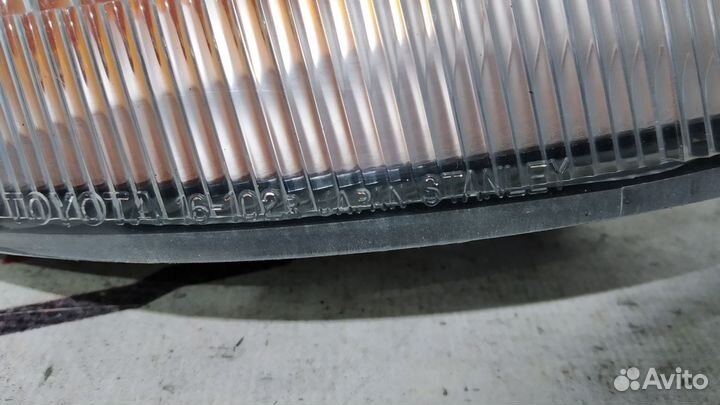 Габарит toyota corolla II corsa tercel EL41 EL43 EL45 NL40 16102 правый 8151016150 TE068