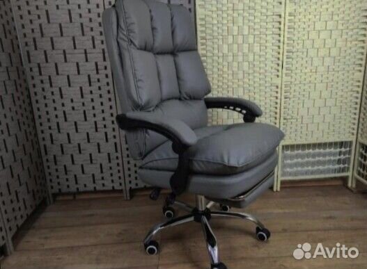 Компьютерное кресло