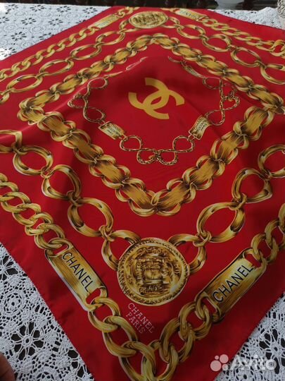 Красивый винтажный платок Яркий