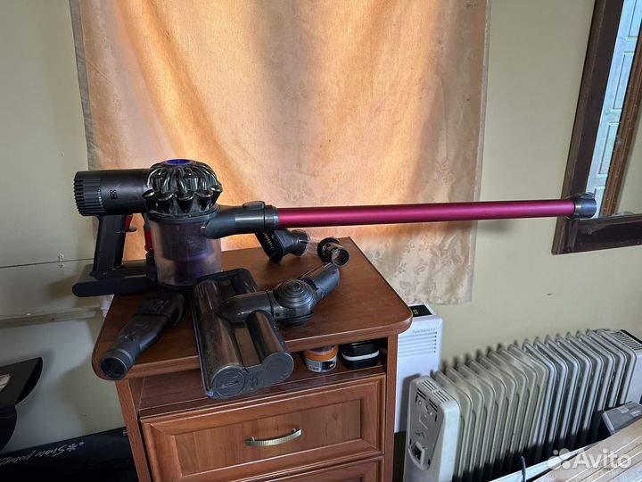 Пылесос dyson dc62