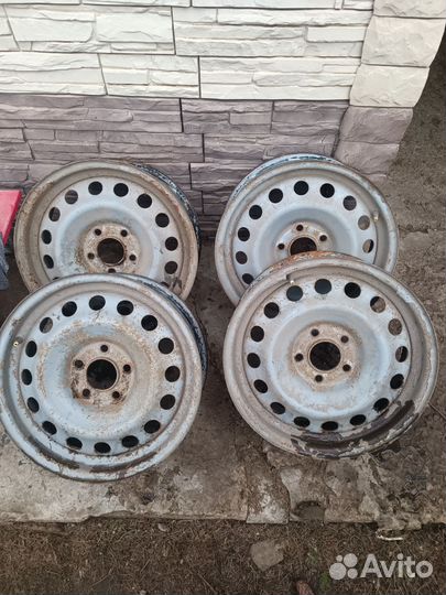 Диски штапованные r16