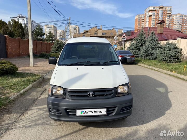 Toyota Town Ace 1.8 AT, 2003, 298 000 км