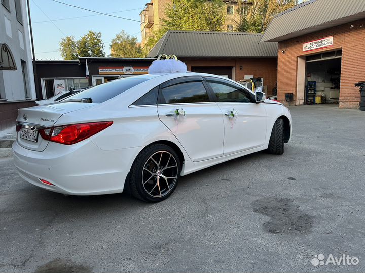 Свадебные украшения на автомобиль(комплект)