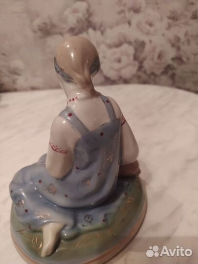 Статуэтка Алёнушка с козленком 1950-годы