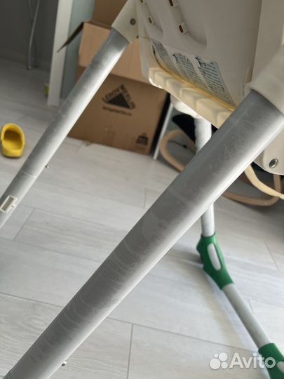 Стульчик для кормления Chicco Polly