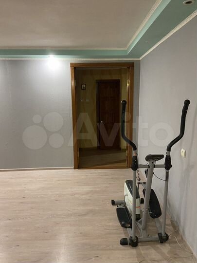 3-к. квартира, 64 м², 1/9 эт.