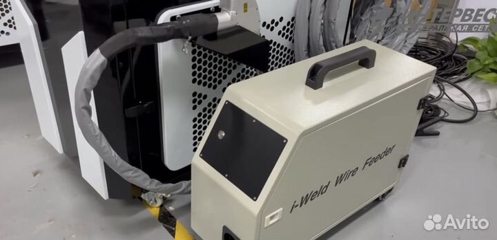 Лазерный сварочный аппарат