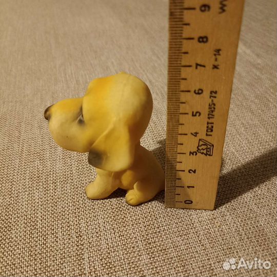 Собака фигурка пластик