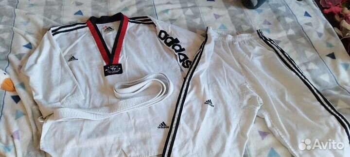 Форма на Тхэквондо