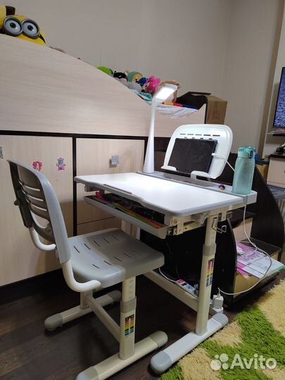Детский стол и стул растущая парта