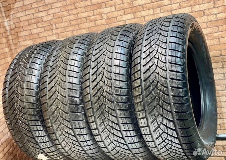 Goodyear UltraGrip Ice SUV 285/60 R18