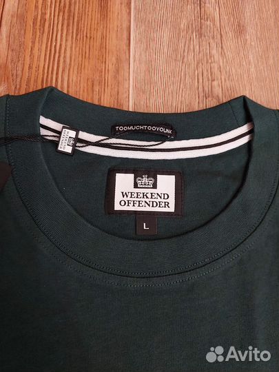 Футболка Weekend Offender новая оригинал