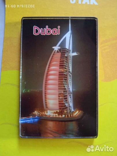 Магнитики новые Дубай и Болгария
