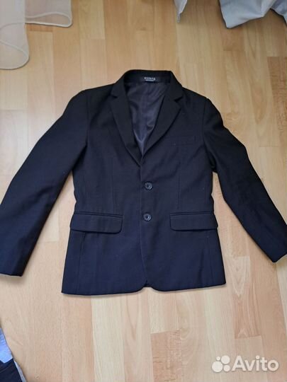 Школьный костюм