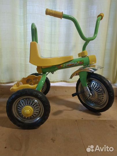 Велосипед детский трехколесный