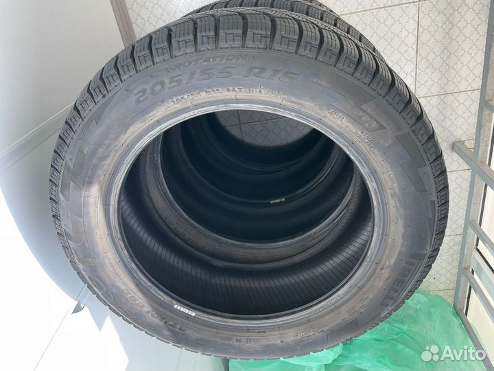 Pirelli Ice Zero FR 205/55 R16 94T