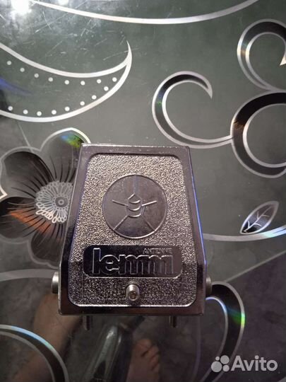 Крепление для автомобильных антенн