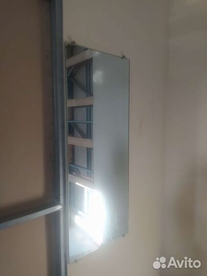 Зеркало настенное