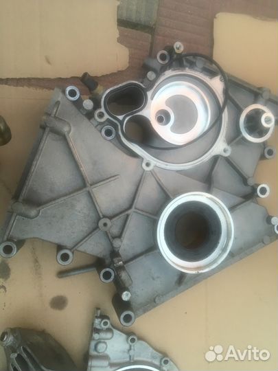Бмв двс В4.4N63 C крышка перед