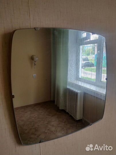 Зеркало настенное квадратное 49*49 см бу