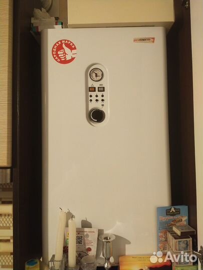 Настенный электрический котёл