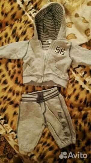 Спортивный костюм