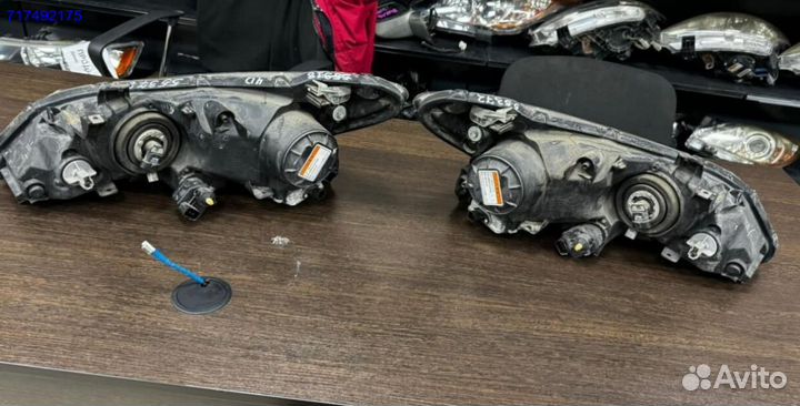 Фары Honda Civic 4D рестайлинг ксенон