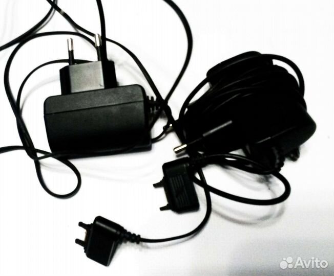 Зарядное устройство для телефона Sony Ericsson