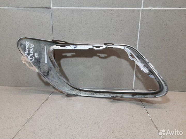 Рамка противотуманной фары правой Renault Fluence