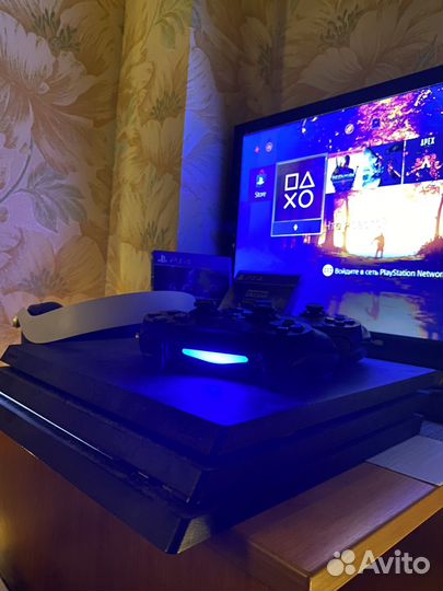 Игровая приставка ps4 pro 1tb