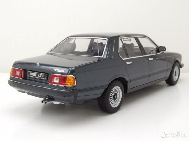 Mercedes SSK BMW 733i E23 1977 1/18 green grey