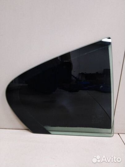 Стекло двери задней правой форточка Opel Insignia
