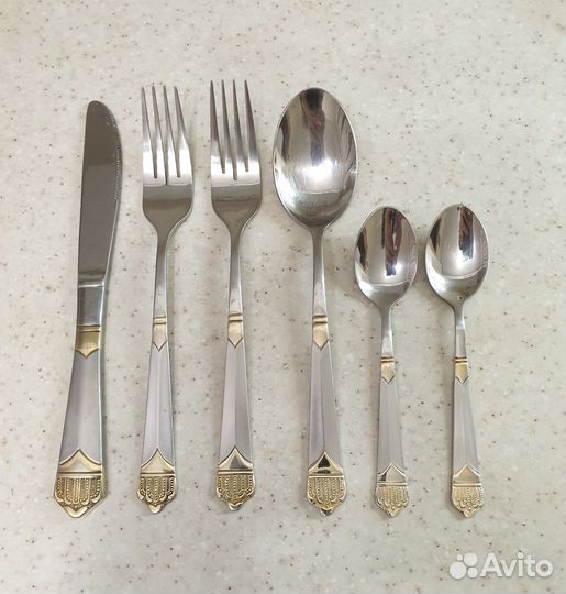 Ложки, вилки, терка, подставки, тарелка-поддон