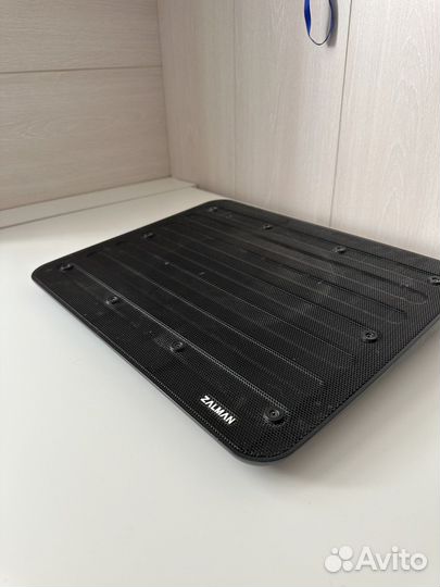 Подставка для ноутбука zalman ZM-NC3 ч