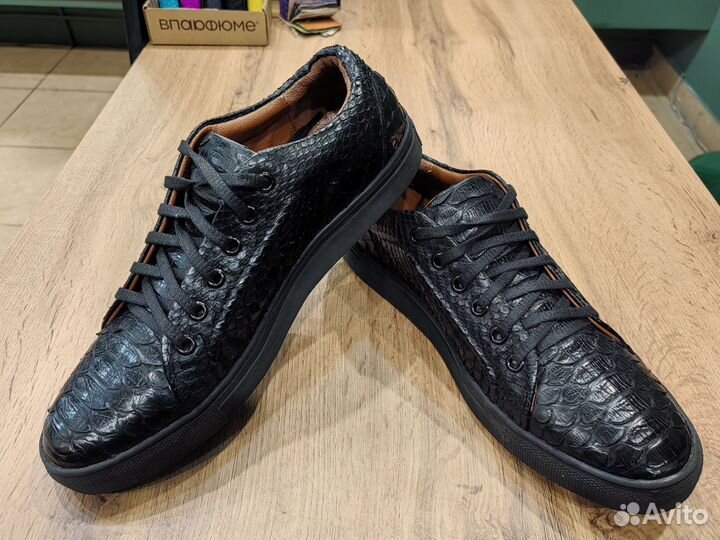 Кожаные кеды мужские 41 размер из кожи питона