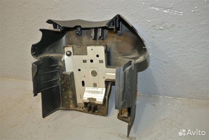 Кожух рулевой колонки нижний Renault Scenic III 2