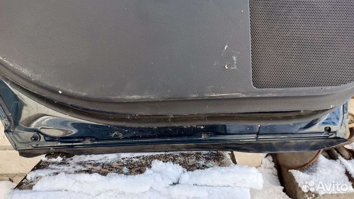 Продам дверь на Ниссан Тиана j31 задняя левая