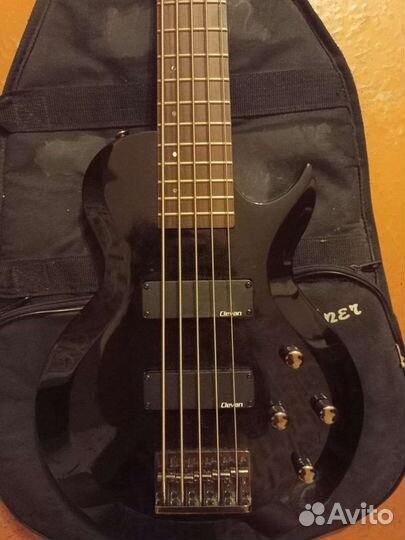 5 струнная бас гитара