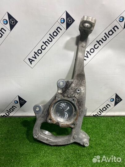 Кулак поворотный передний правый Mercedes-Benz