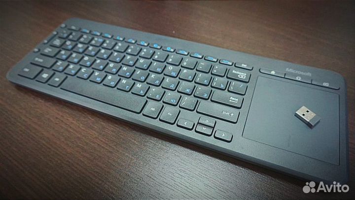 Клавиатура С тачпадом (Блютуз)