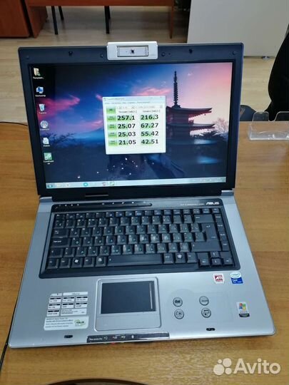 Ноутбук asus F5R