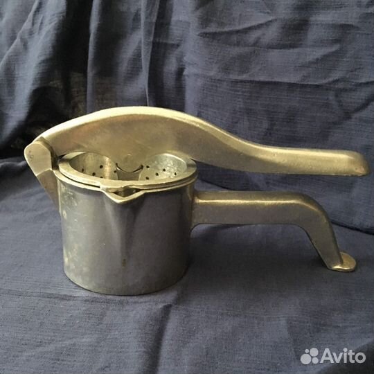 Соковыжималка ручная алюминиевая