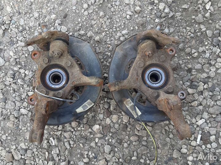 Кулак поворотный передний Тойота Авенсис 3 T270