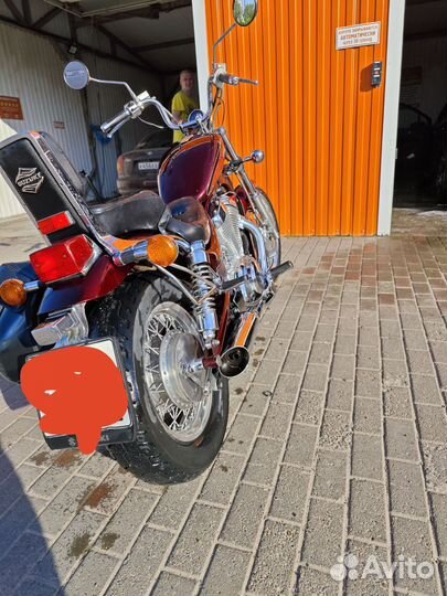 Suzuki Intruder 400