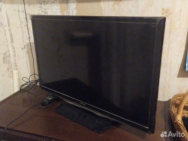 Телевизор samsung ur 28 4000ak