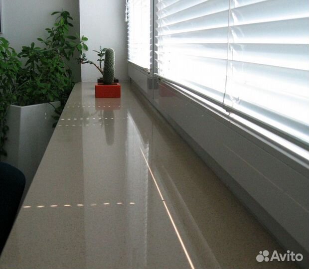 Подоконник из кварцевого камня